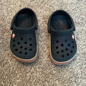 Navy Size Toddler 6 crocs.